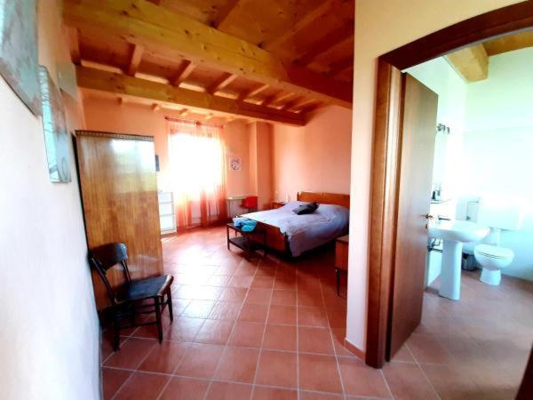 Hostel La Cascina Del Sole Rivarolo del Re ed Uniti Exteriér fotografie