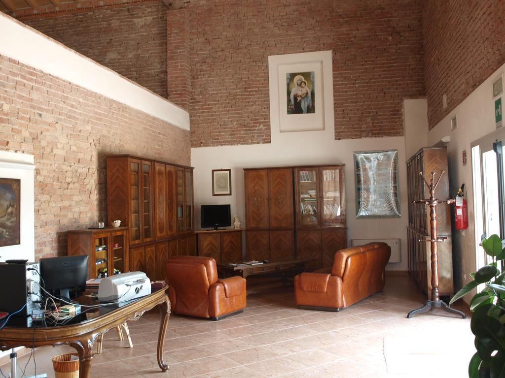 Hostel La Cascina Del Sole Rivarolo del Re ed Uniti Exteriér fotografie