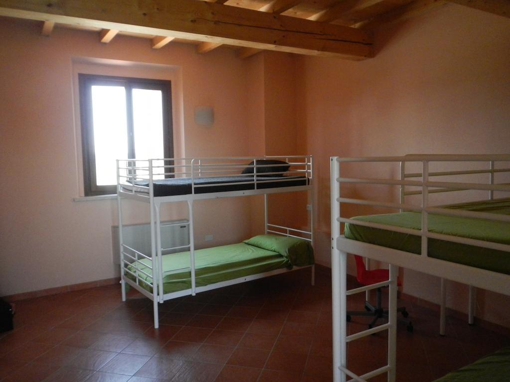 Hostel La Cascina Del Sole Rivarolo del Re ed Uniti Pokoj fotografie