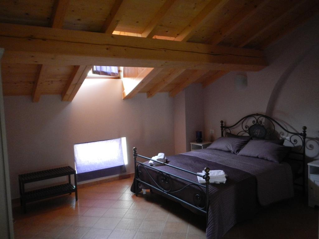 Hostel La Cascina Del Sole Rivarolo del Re ed Uniti Pokoj fotografie