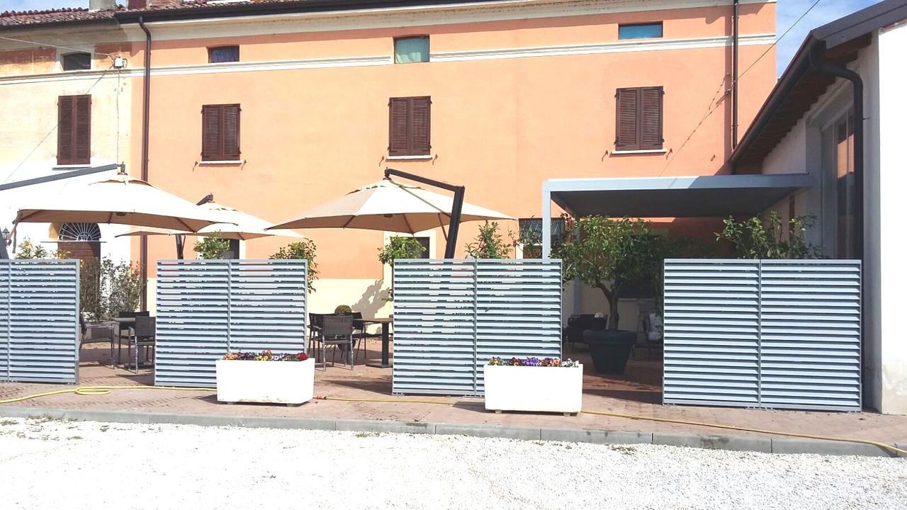 Hostel La Cascina Del Sole Rivarolo del Re ed Uniti Exteriér fotografie
