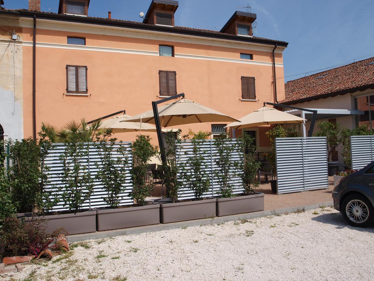 Hostel La Cascina Del Sole Rivarolo del Re ed Uniti Exteriér fotografie