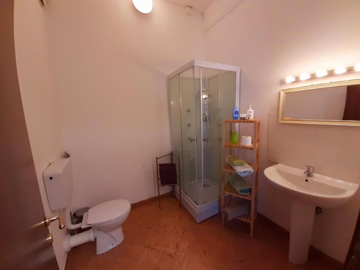 Hostel La Cascina Del Sole Rivarolo del Re ed Uniti Exteriér fotografie