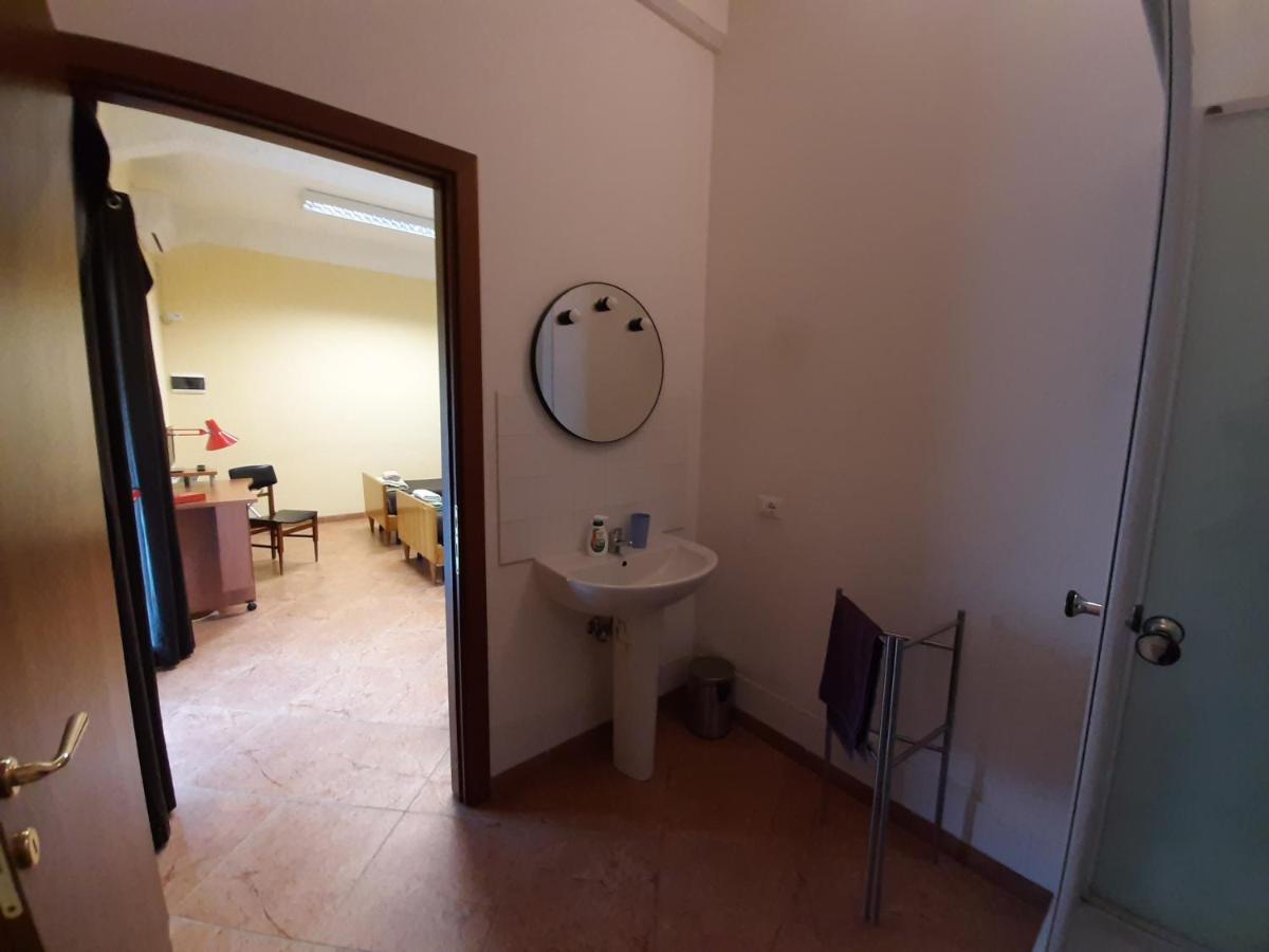 Hostel La Cascina Del Sole Rivarolo del Re ed Uniti Exteriér fotografie